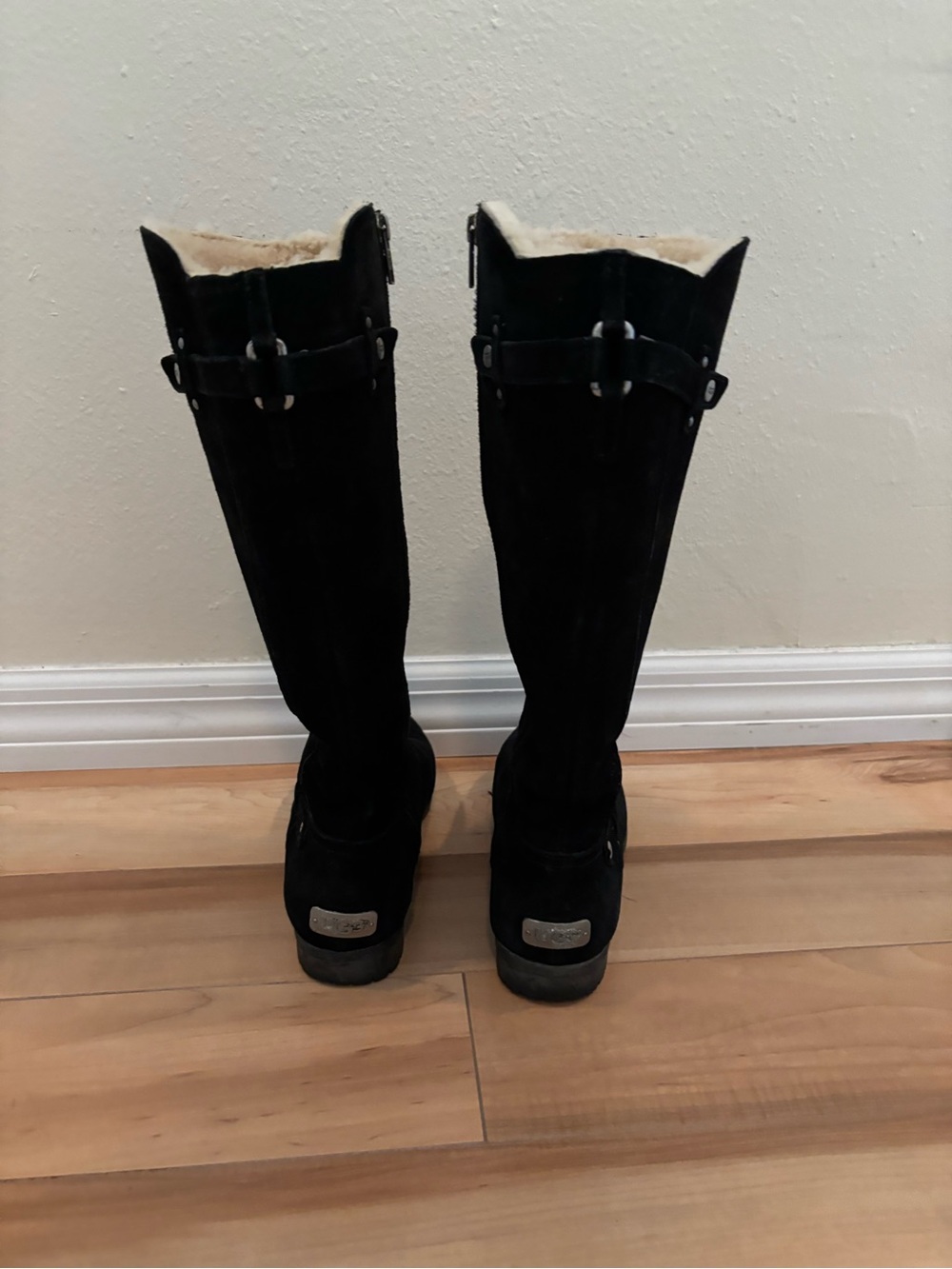 UGG Jillian Riding Boots - Picture 2 of 6